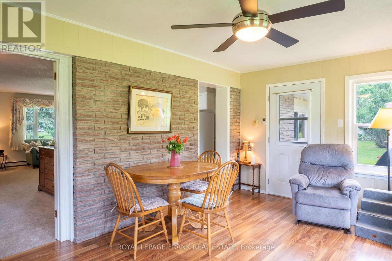 












383 OLD SURREY LANE

,
Kawartha Lakes (Bobcaygeon),




Ontario
K0M1A0

