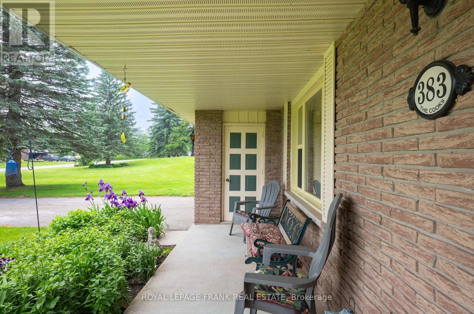 












383 OLD SURREY LANE

,
Kawartha Lakes (Bobcaygeon),




Ontario
K0M1A0

