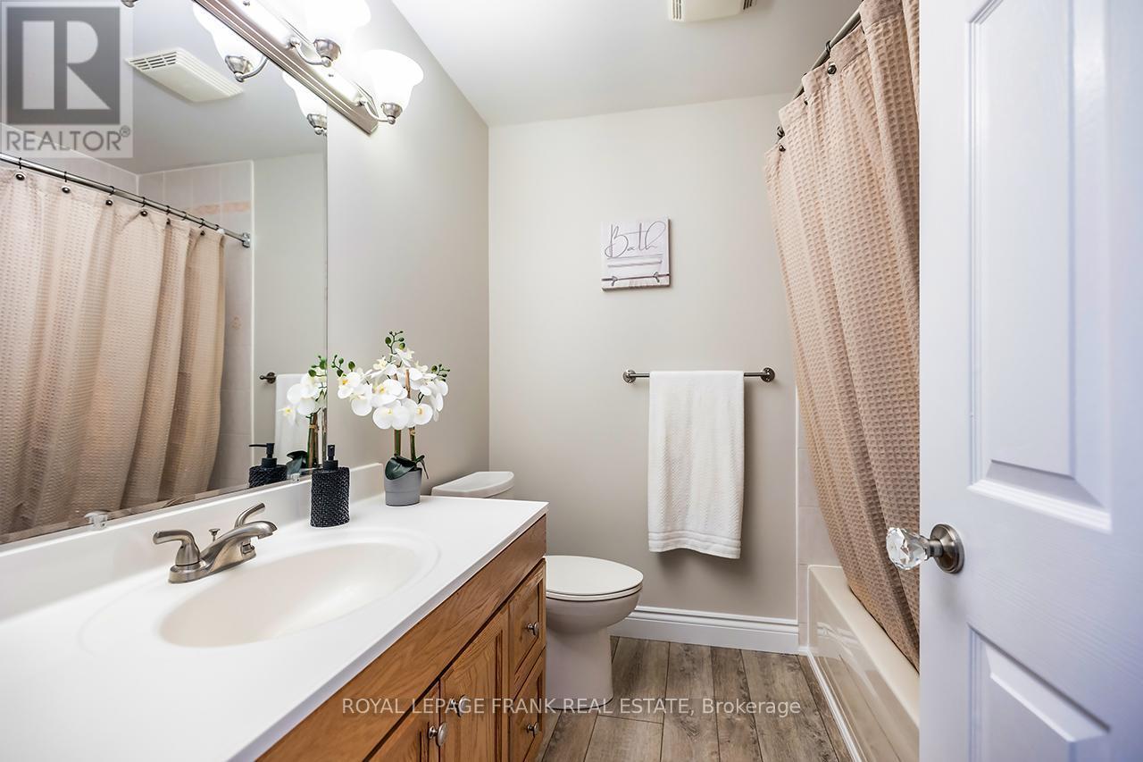 












25 SHELLEY DRIVE

,
Kawartha Lakes (Little Britain),




Ontario
K0M2C0

