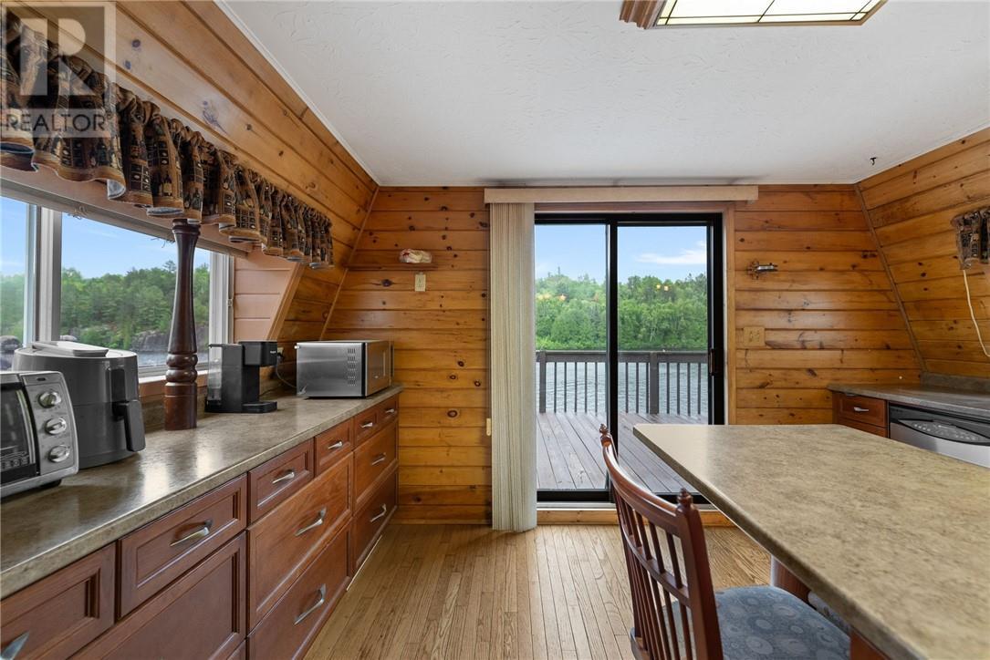 












439 Twin Bay Road

,
Estaire,




Ontario
P3E4N1

