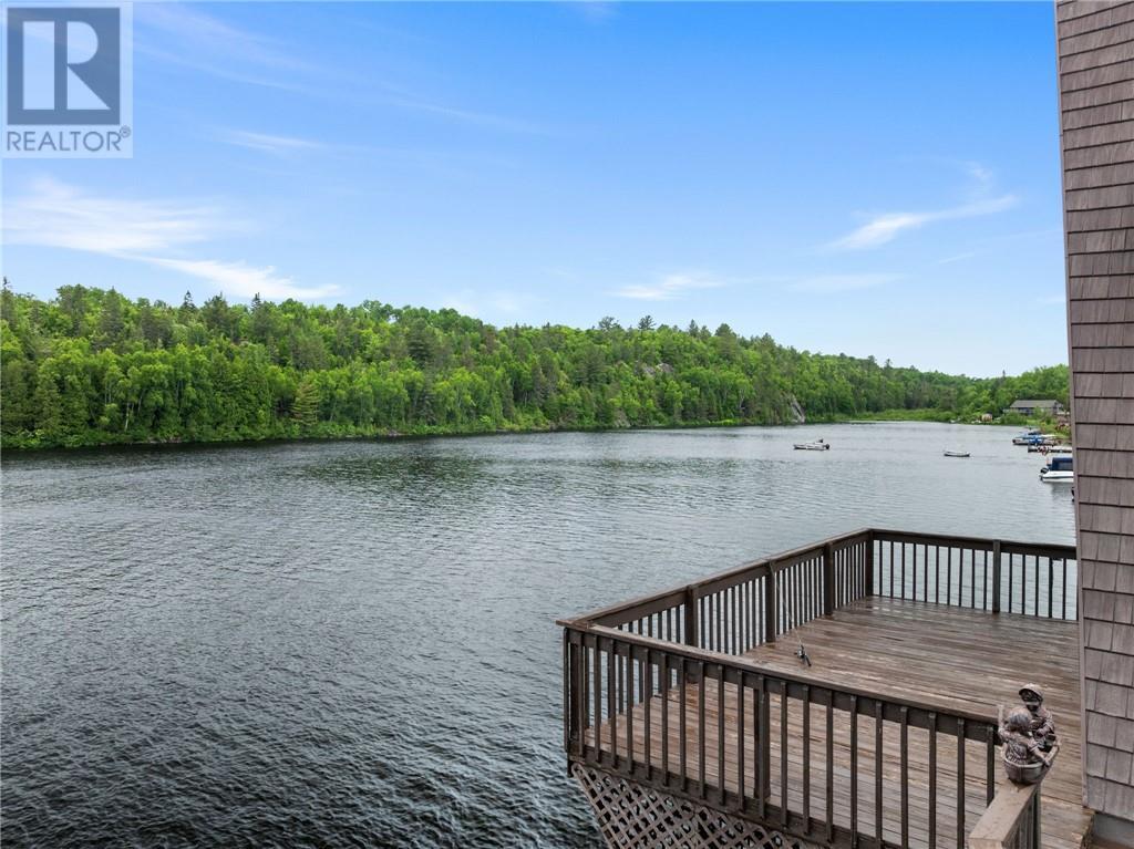 












439 Twin Bay Road

,
Estaire,




Ontario
P3E4N1

