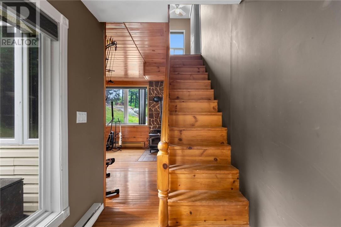 












439 Twin Bay Road

,
Estaire,




Ontario
P3E4N1

