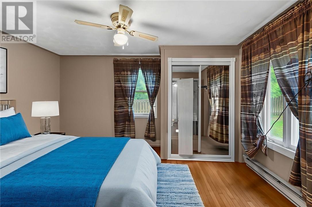












439 Twin Bay Road

,
Estaire,




Ontario
P3E4N1

