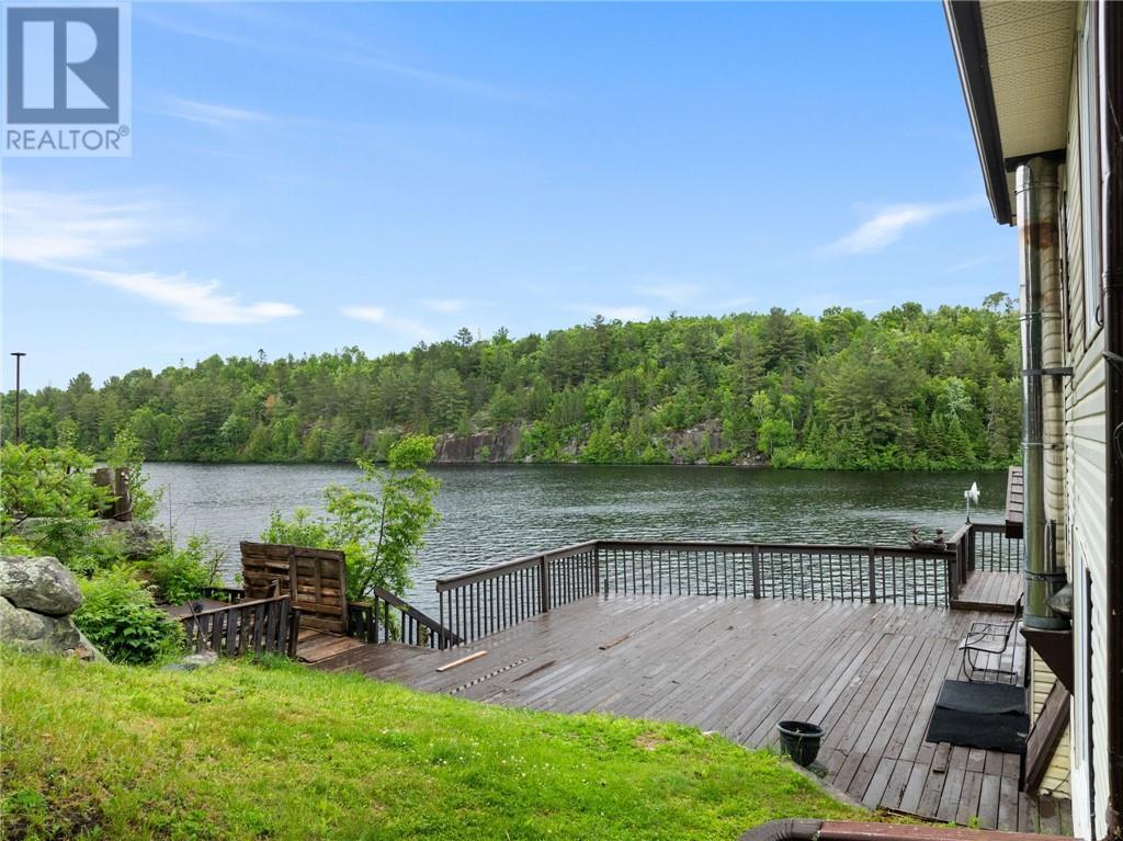 












439 Twin Bay Road

,
Estaire,




Ontario
P3E4N1

