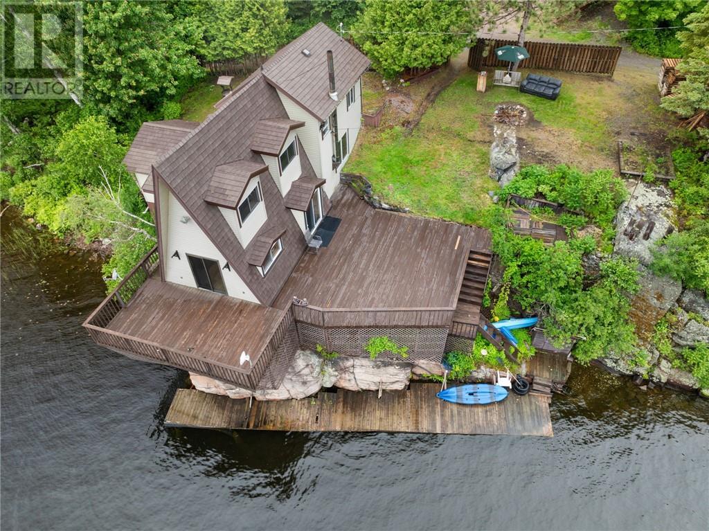 












439 Twin Bay Road

,
Estaire,




Ontario
P3E4N1

