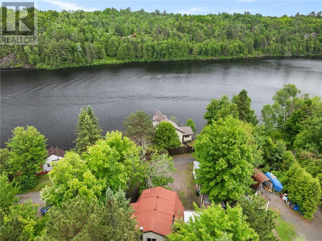 












439 Twin Bay Road

,
Estaire,




Ontario
P3E4N1

