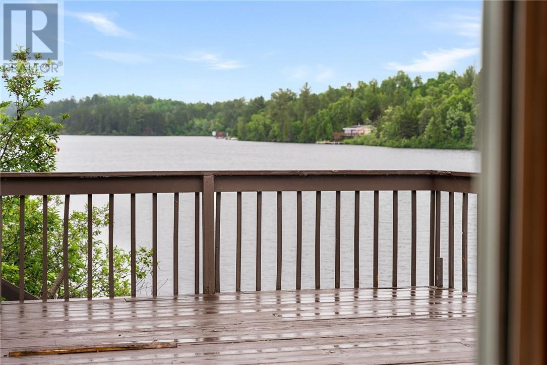 












439 Twin Bay Road

,
Estaire,




Ontario
P3E4N1

