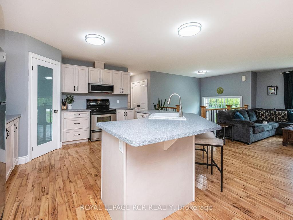 









402187


County Road 15

N/A,
East Luther Grand Valley,




ON
L9W 3B5

