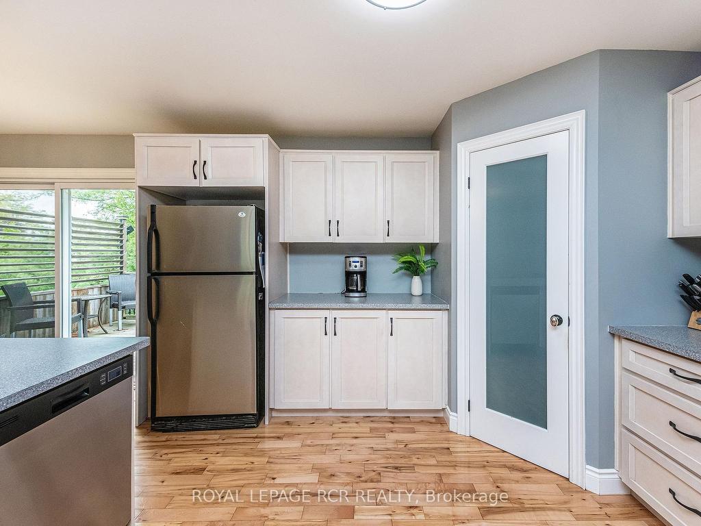 









402187


County Road 15

N/A,
East Luther Grand Valley,




ON
L9W 3B5


