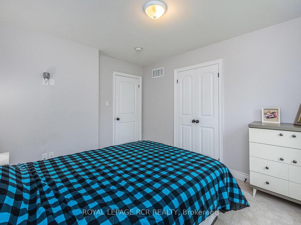 









402187


County Road 15

N/A,
East Luther Grand Valley,




ON
L9W 3B5

