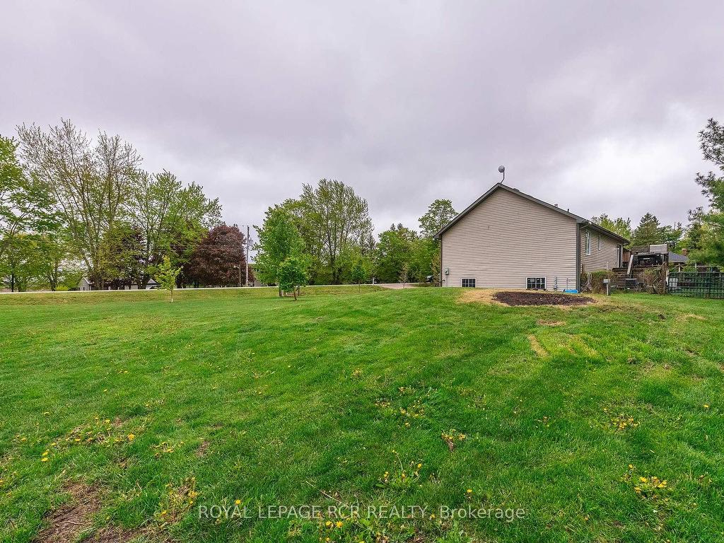 









402187


County Road 15

N/A,
East Luther Grand Valley,




ON
L9W 3B5

