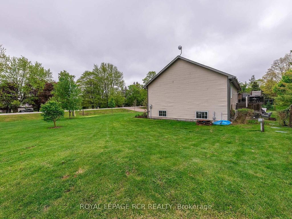 









402187


County Road 15

N/A,
East Luther Grand Valley,




ON
L9W 3B5

