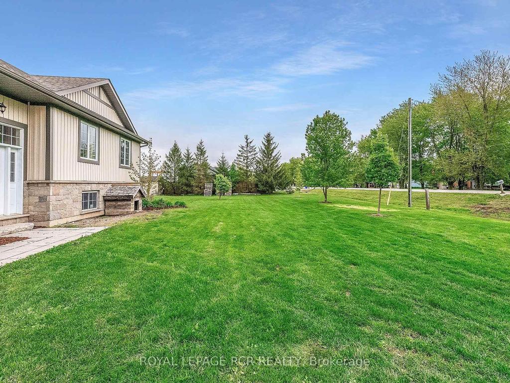 









402187


County Road 15

N/A,
East Luther Grand Valley,




ON
L9W 3B5

