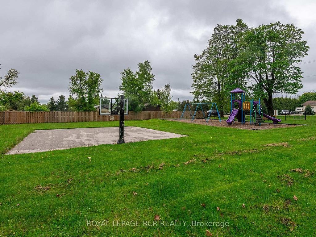 









402187


County Road 15

N/A,
East Luther Grand Valley,




ON
L9W 3B5

