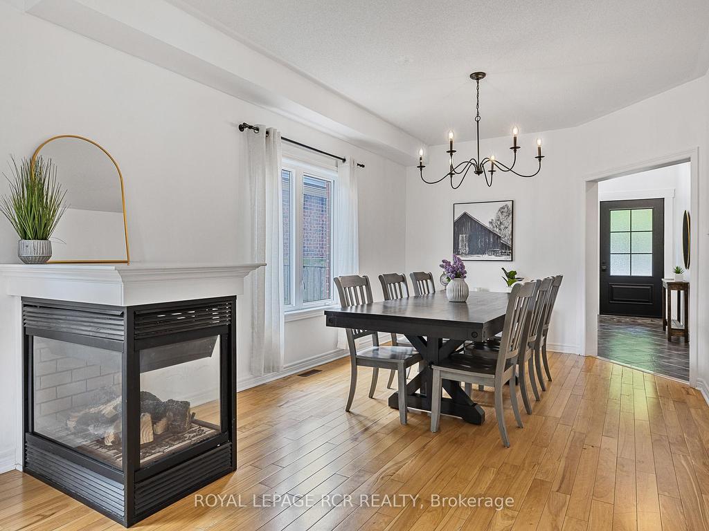 









4


Caseton

Crescent,
Uxbridge,




ON
L9P 1Z8

