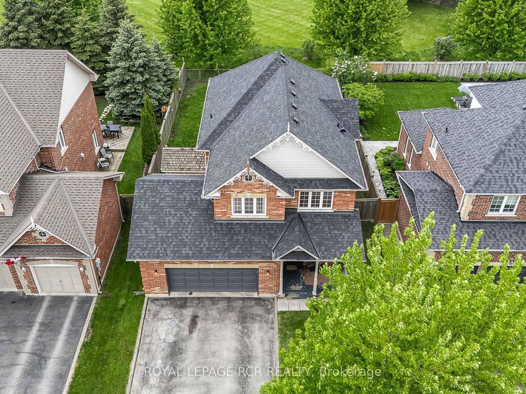 









4


Caseton

Crescent,
Uxbridge,




ON
L9P 1Z8

