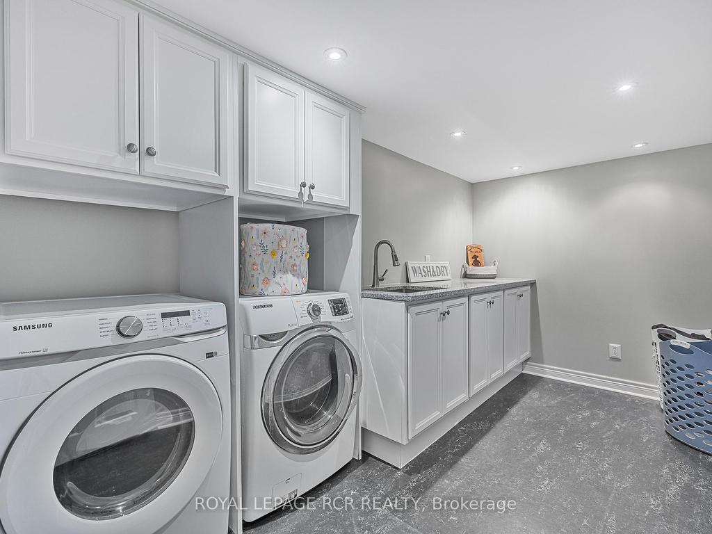 









4


Caseton

Crescent,
Uxbridge,




ON
L9P 1Z8

