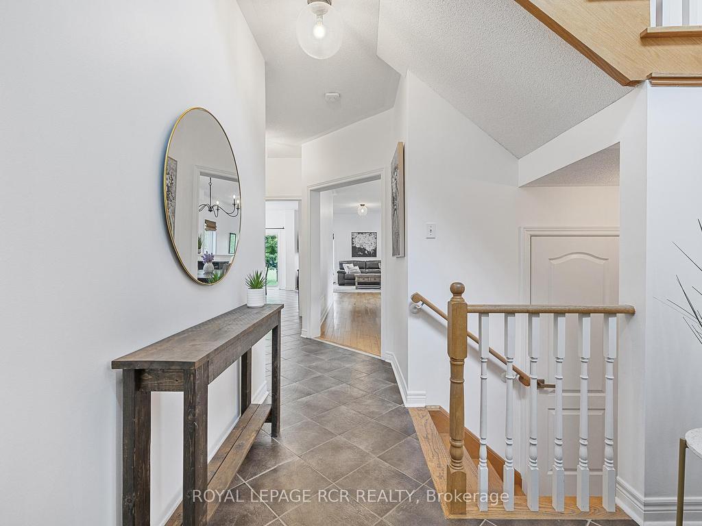 









4


Caseton

Crescent,
Uxbridge,




ON
L9P 1Z8

