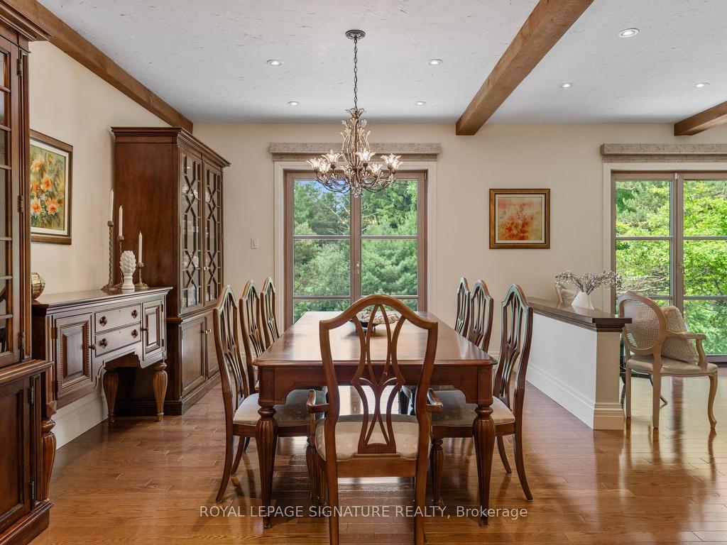 









30


Kingswood

Drive,
King,




ON
L7B 1K8

