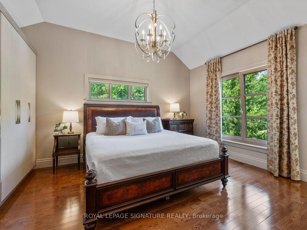 









30


Kingswood

Drive,
King,




ON
L7B 1K8

