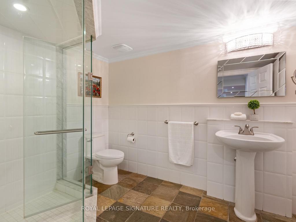 









30


Kingswood

Drive,
King,




ON
L7B 1K8

