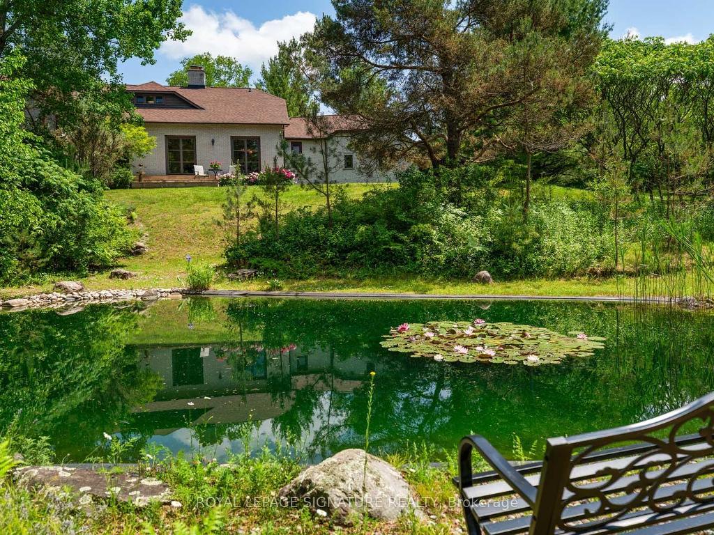 









30


Kingswood

Drive,
King,




ON
L7B 1K8


