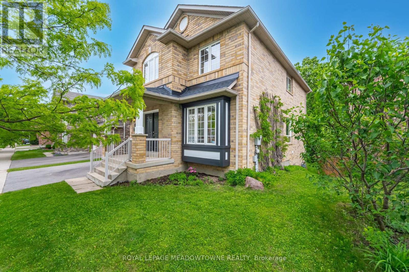 












1212 FOX CRESCENT

,
Milton,




Ontario
L9T6C6

