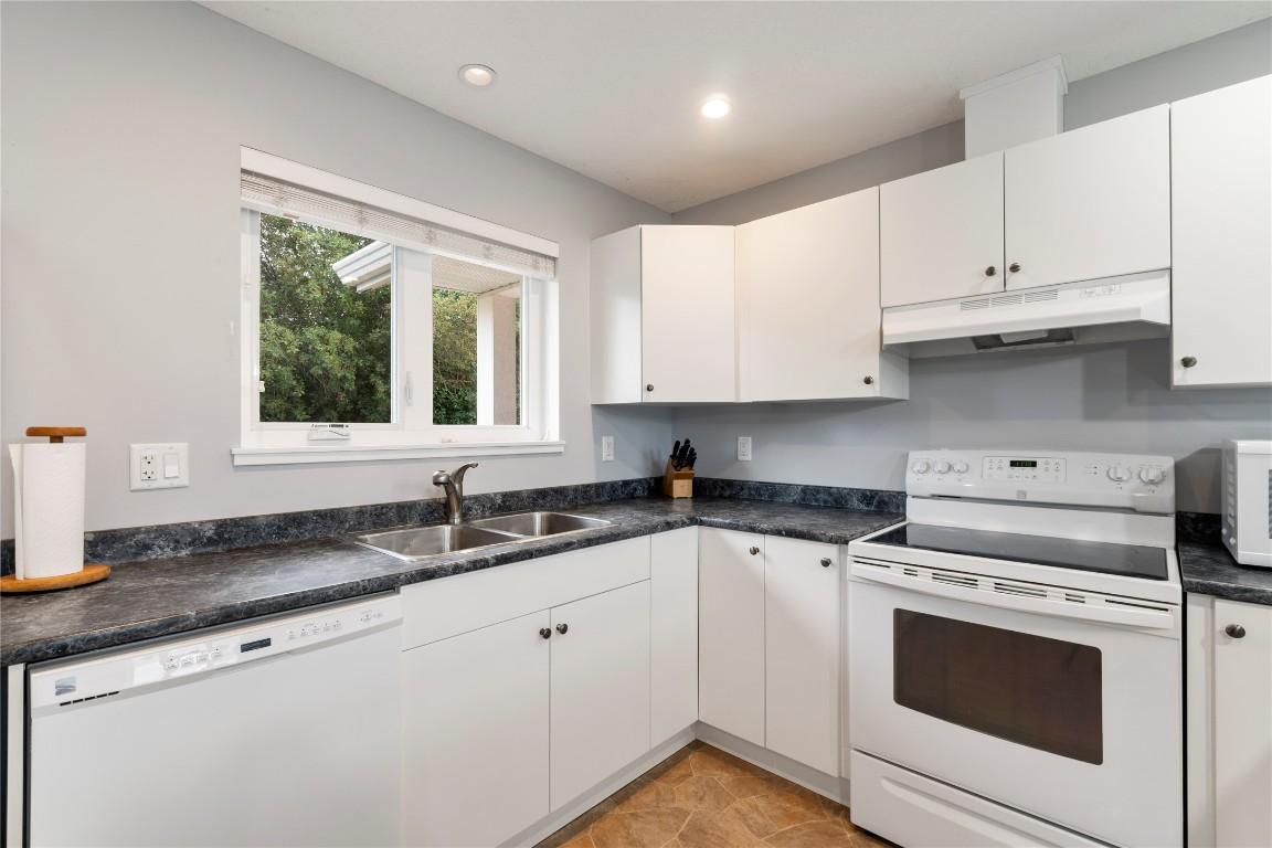 









1477


Otter Lake

Road,
Spallumcheen,




BC
V4Y 0W2

