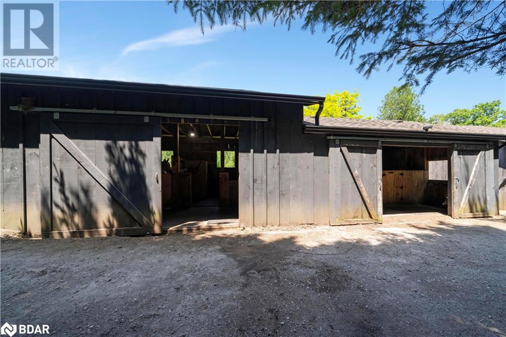 












11636 6TH LINE NASSAGAWEYA Line

,
Milton,




Ontario
L7J2L7

