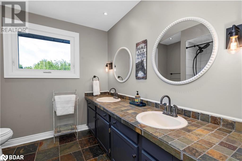 












11636 6TH LINE NASSAGAWEYA Line

,
Milton,




Ontario
L7J2L7

