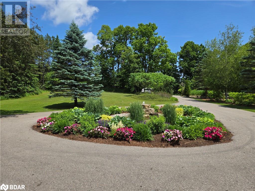 












11636 6TH LINE NASSAGAWEYA Line

,
Milton,




Ontario
L7J2L7

