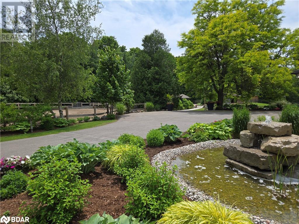 












11636 6TH LINE NASSAGAWEYA Line

,
Milton,




Ontario
L7J2L7

