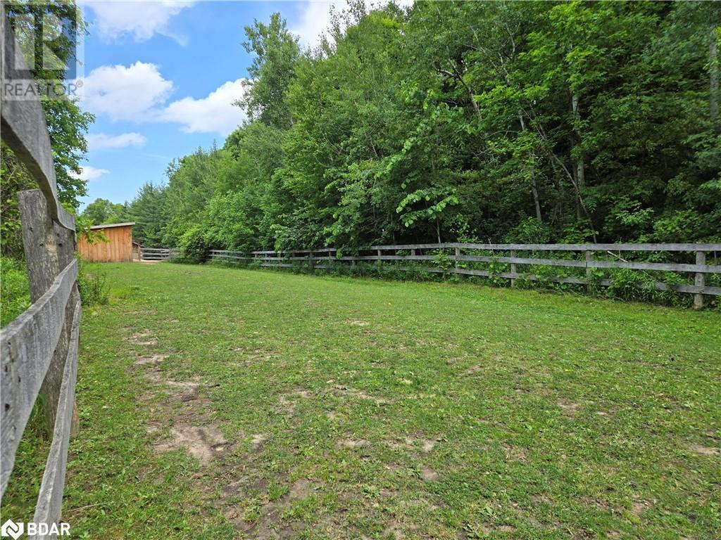 












11636 6TH LINE NASSAGAWEYA Line

,
Milton,




Ontario
L7J2L7

