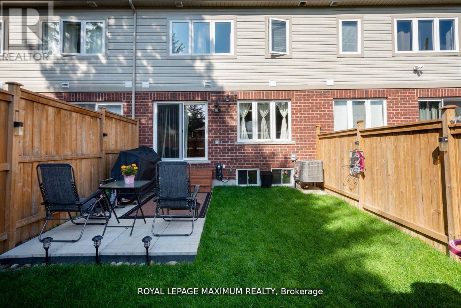












8 - 31 TOWNLINE

,
Orangeville,




Ontario
L9W2K7

