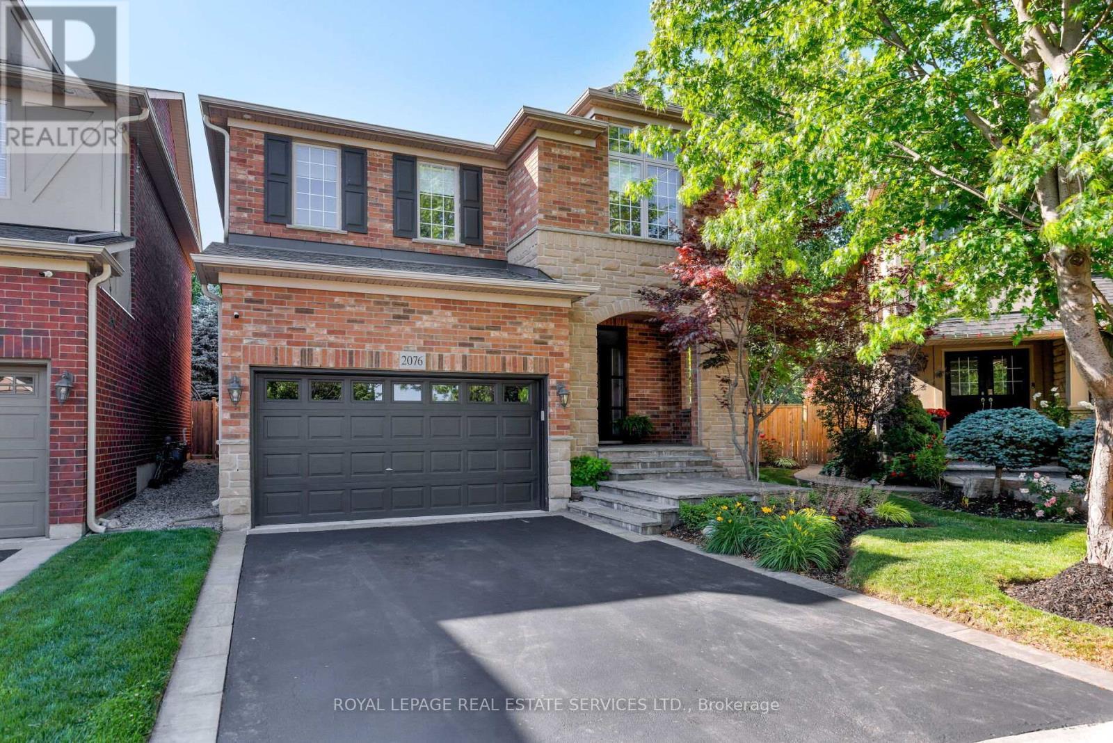












2076 ROCHESTER CIRCLE

,
Oakville,




Ontario
L6M5E2

