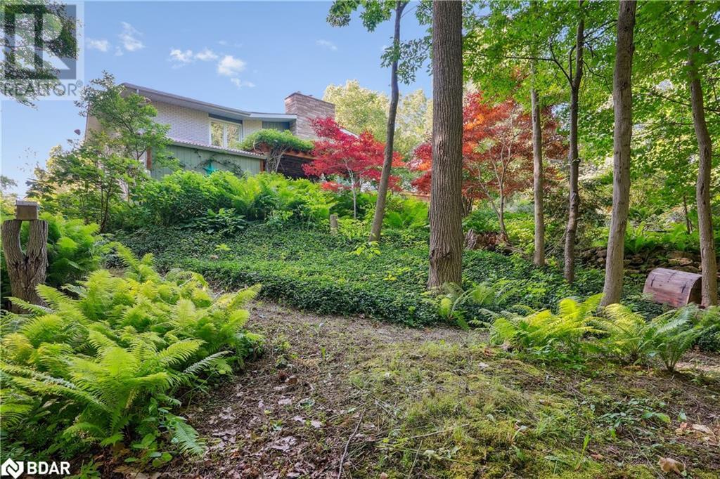 












9878 15 SIDE Road

,
Milton,




Ontario
L9T2X9

