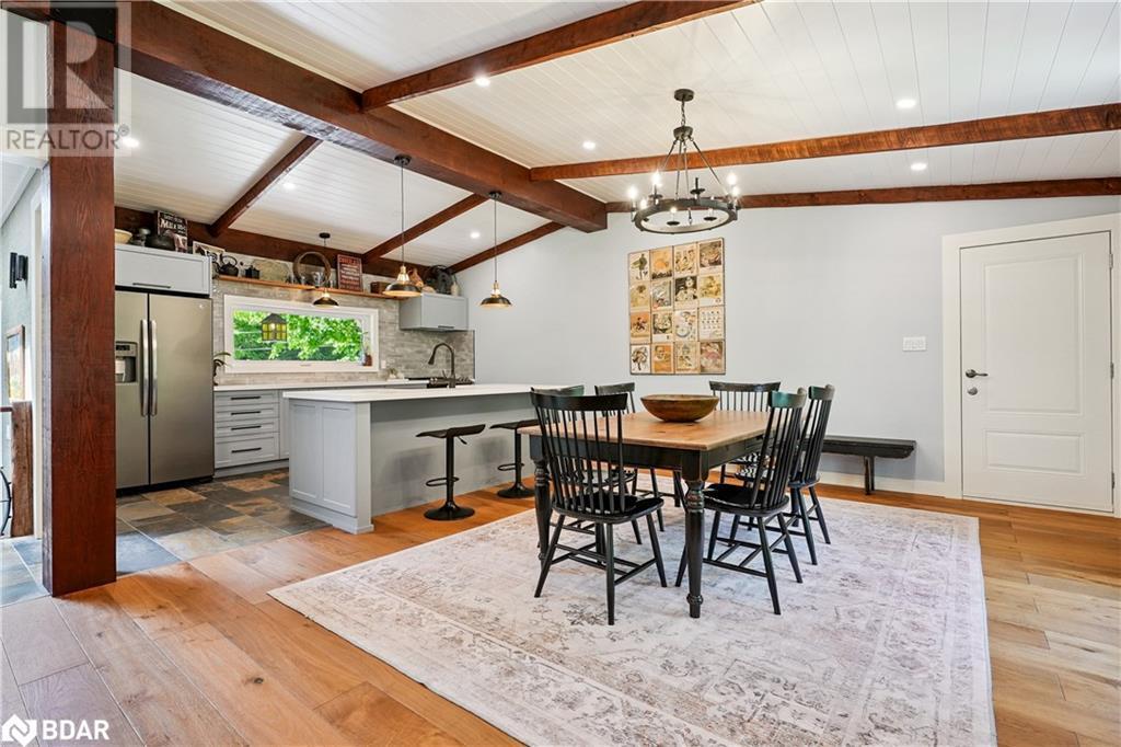 












9878 15 SIDE Road

,
Milton,




Ontario
L9T2X9

