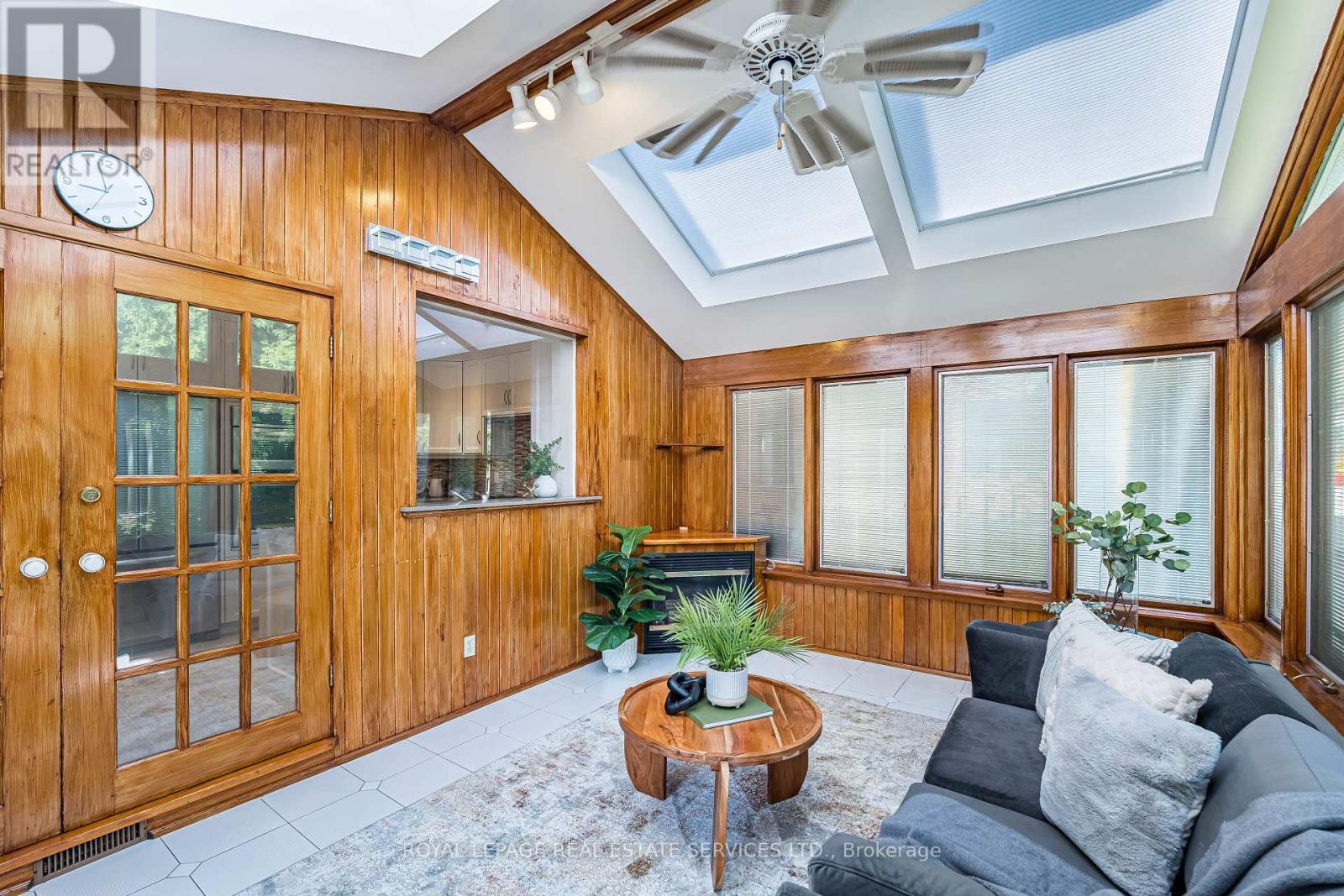 












74 PRINCE GEORGE DRIVE

,
Toronto,




Ontario
M9A1Y6

