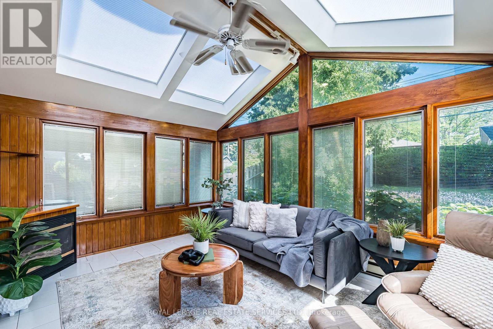 












74 PRINCE GEORGE DRIVE

,
Toronto,




Ontario
M9A1Y6

