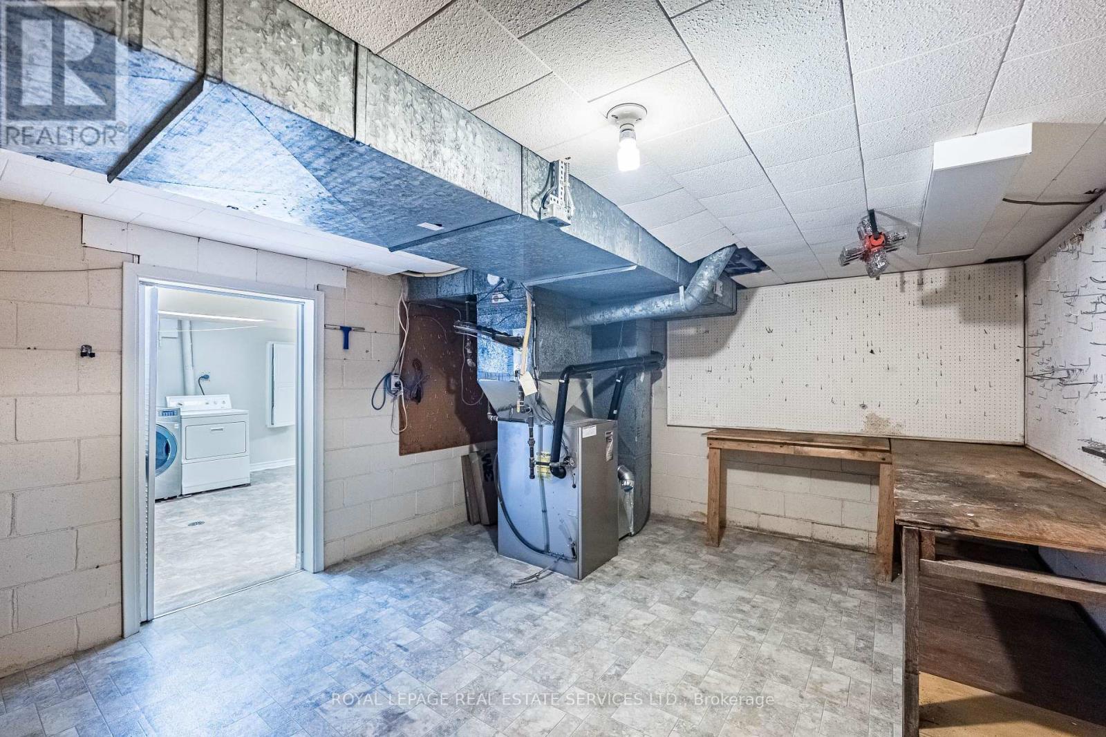 












74 PRINCE GEORGE DRIVE

,
Toronto,




Ontario
M9A1Y6

