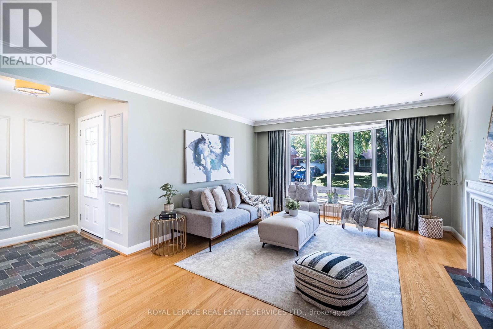 












74 PRINCE GEORGE DRIVE

,
Toronto,




Ontario
M9A1Y6

