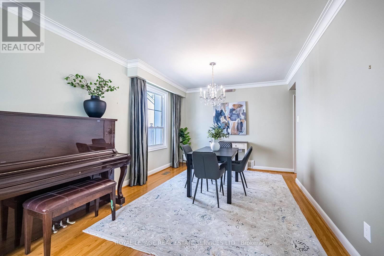 












74 PRINCE GEORGE DRIVE

,
Toronto,




Ontario
M9A1Y6


