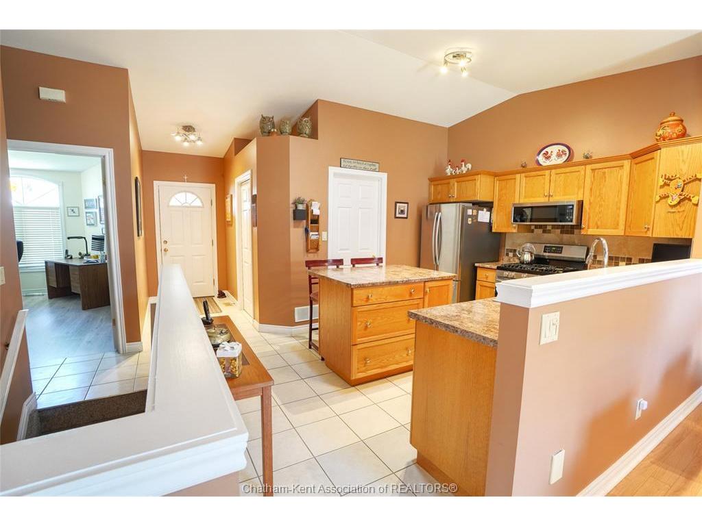 









20


McIntosh

Avenue,
Chatham,




ON
N7M 6M1


