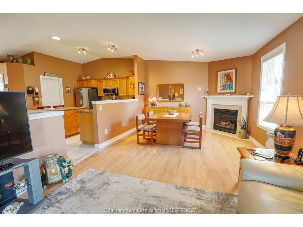 









20


McIntosh

Avenue,
Chatham,




ON
N7M 6M1

