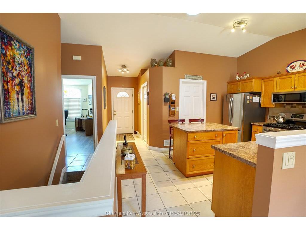 









20


McIntosh

Avenue,
Chatham,




ON
N7M 6M1


