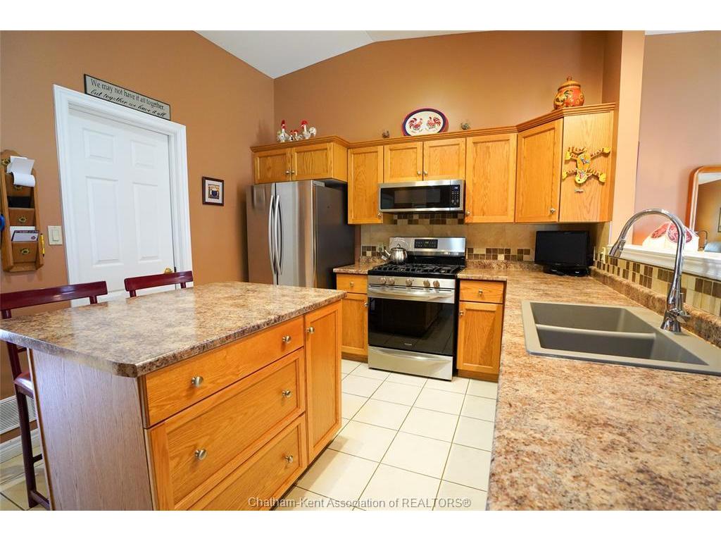 









20


McIntosh

Avenue,
Chatham,




ON
N7M 6M1

