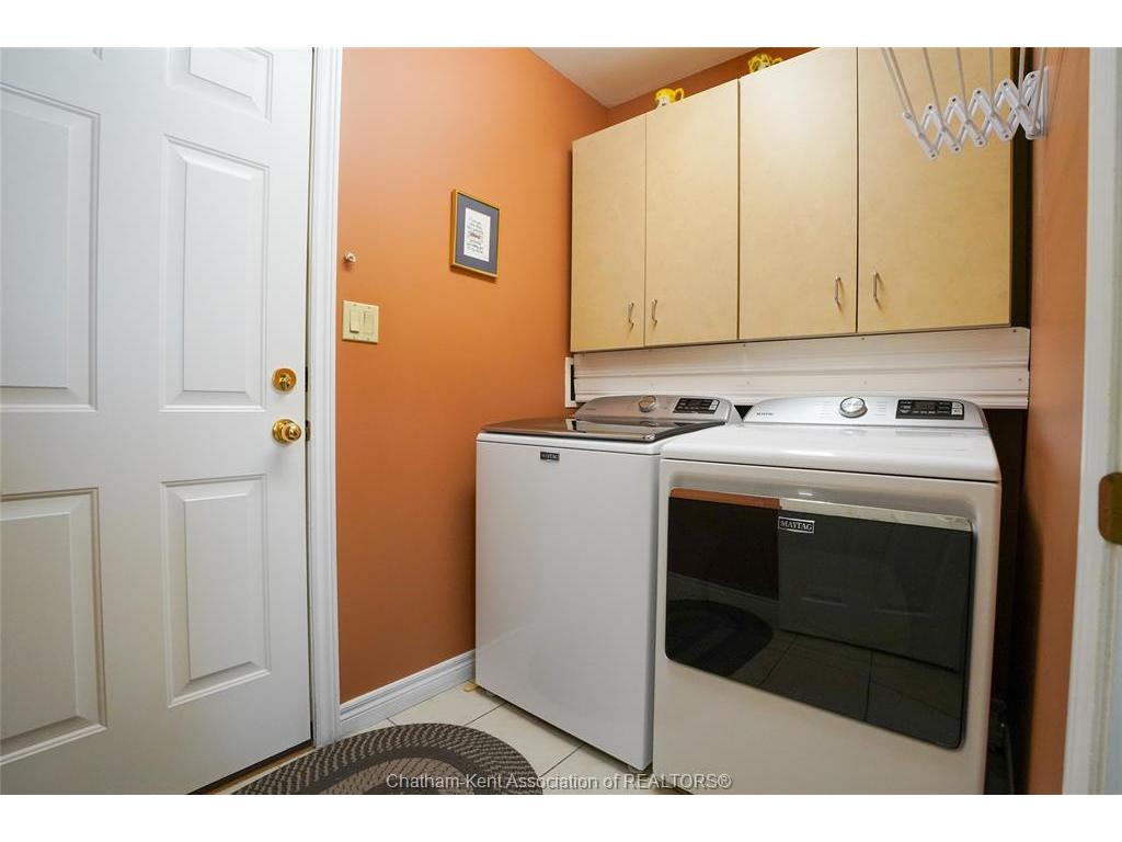 









20


McIntosh

Avenue,
Chatham,




ON
N7M 6M1

