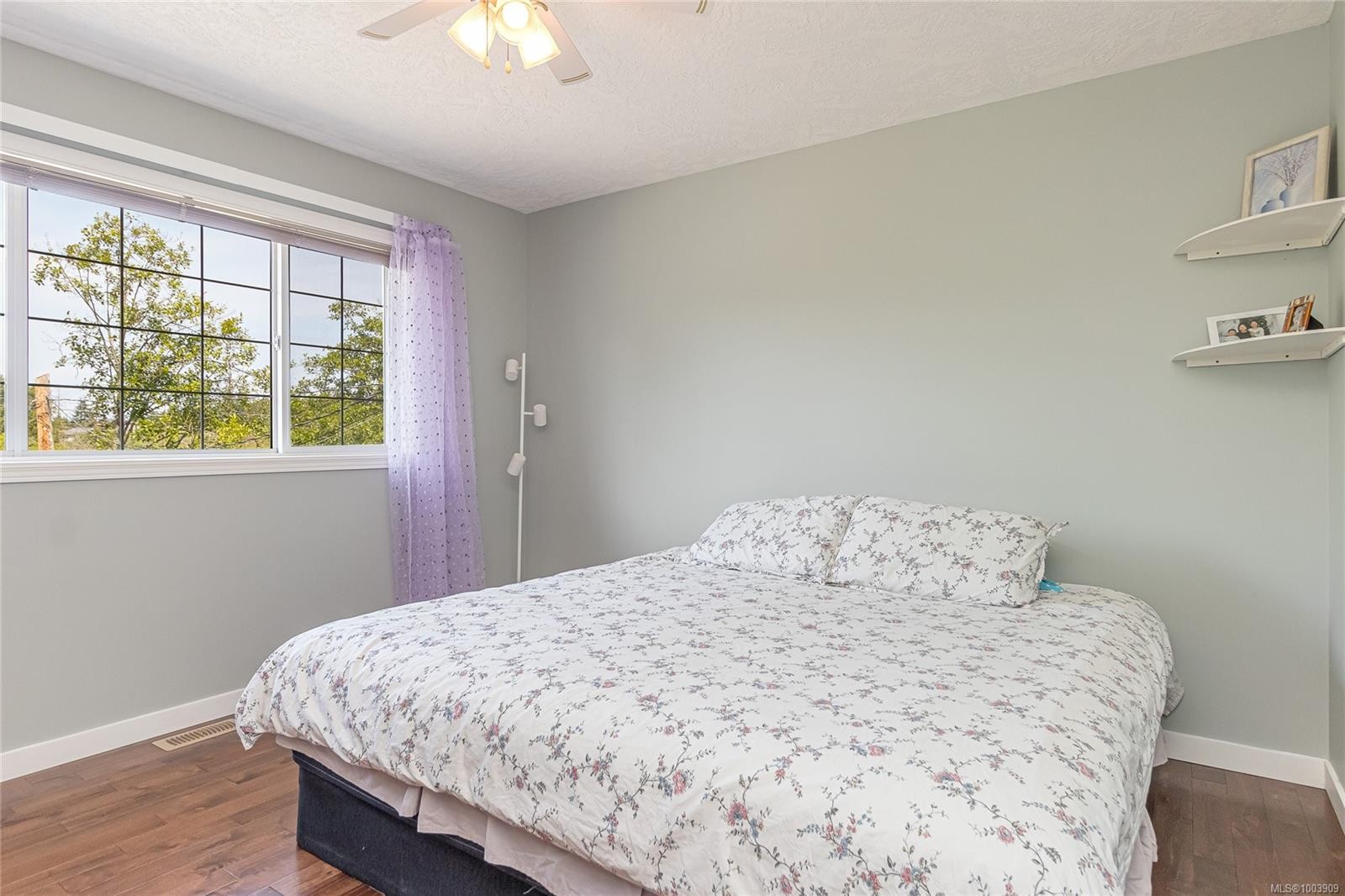 









4731


Hammond Bay

Rd,
Nanaimo,




BC
V9T 5A9

