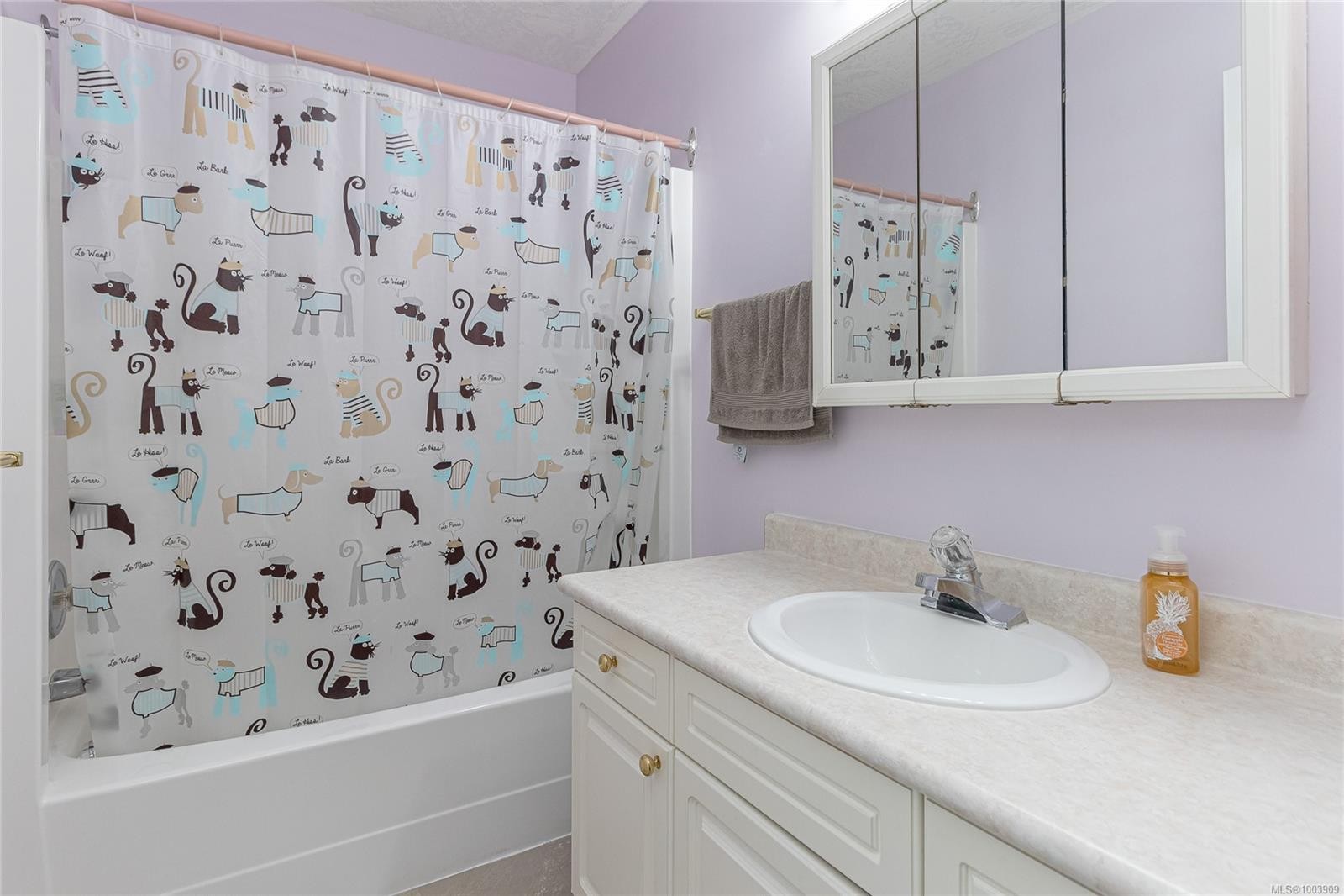 









4731


Hammond Bay

Rd,
Nanaimo,




BC
V9T 5A9

