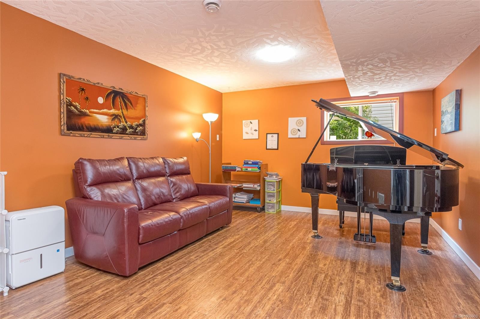 









4731


Hammond Bay

Rd,
Nanaimo,




BC
V9T 5A9

